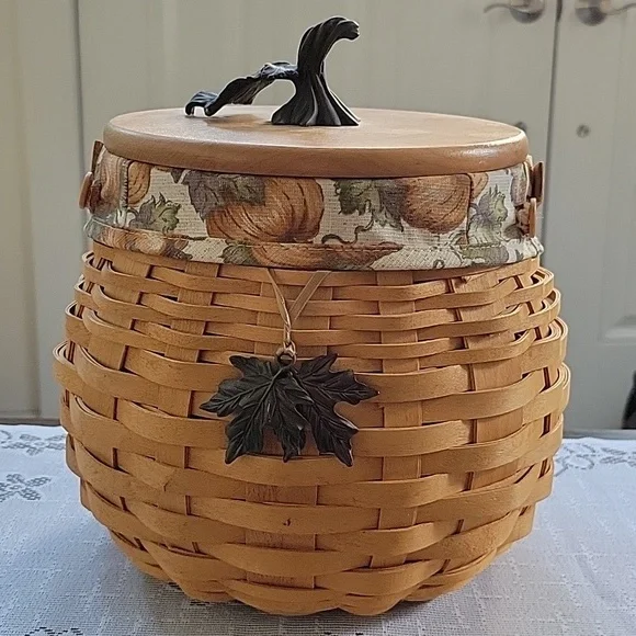 Longaberger 2001 Pumpkin Patch Basket - Picture 1 of 15